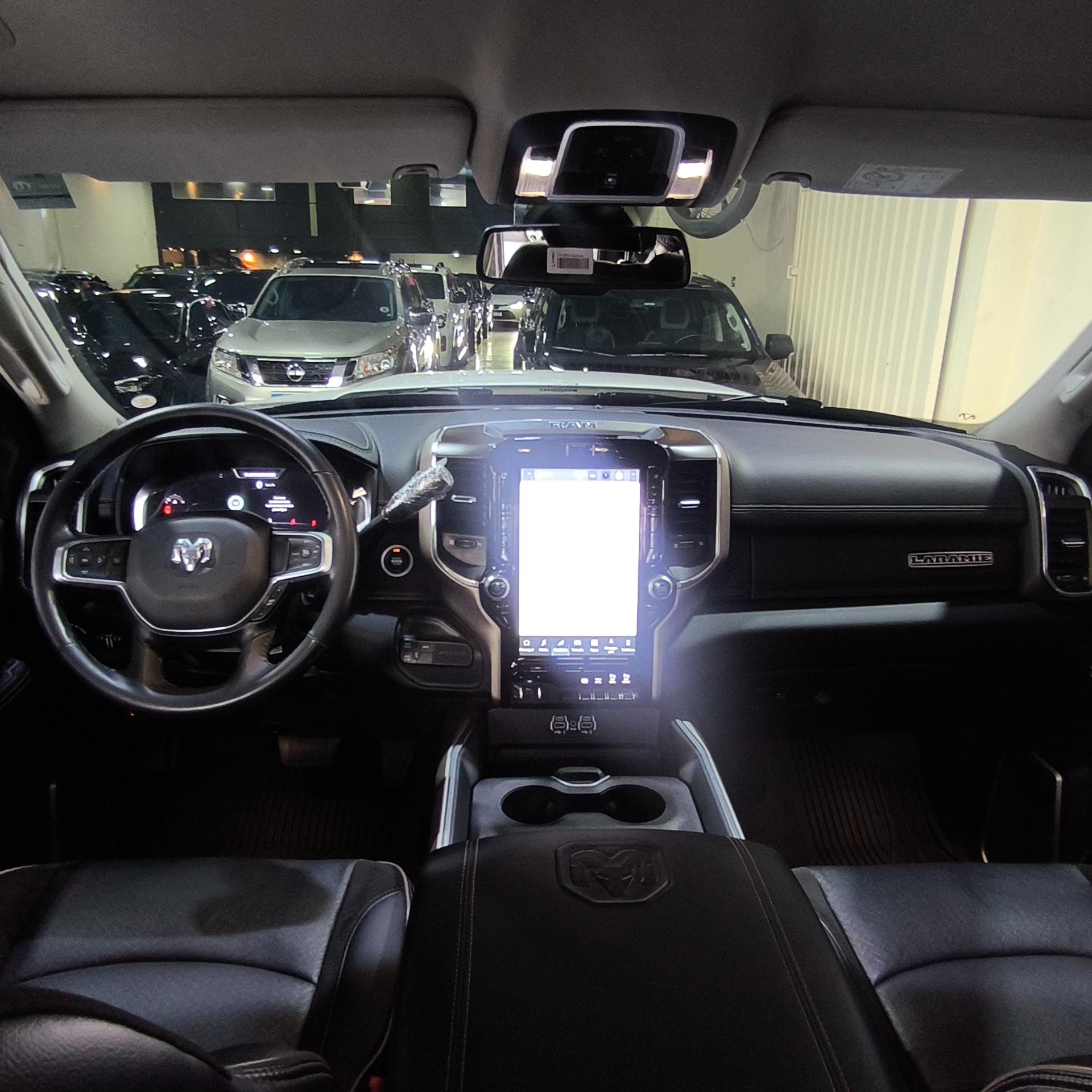 2500 Laramie 67 Tdi Cd 4x4 Diesel — foto 3