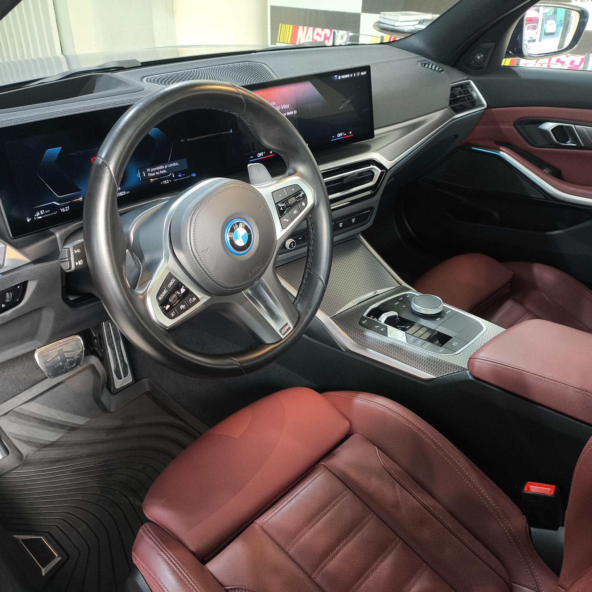 330E 20 16v Turbo Hibrido M Sport Aut — foto 12
