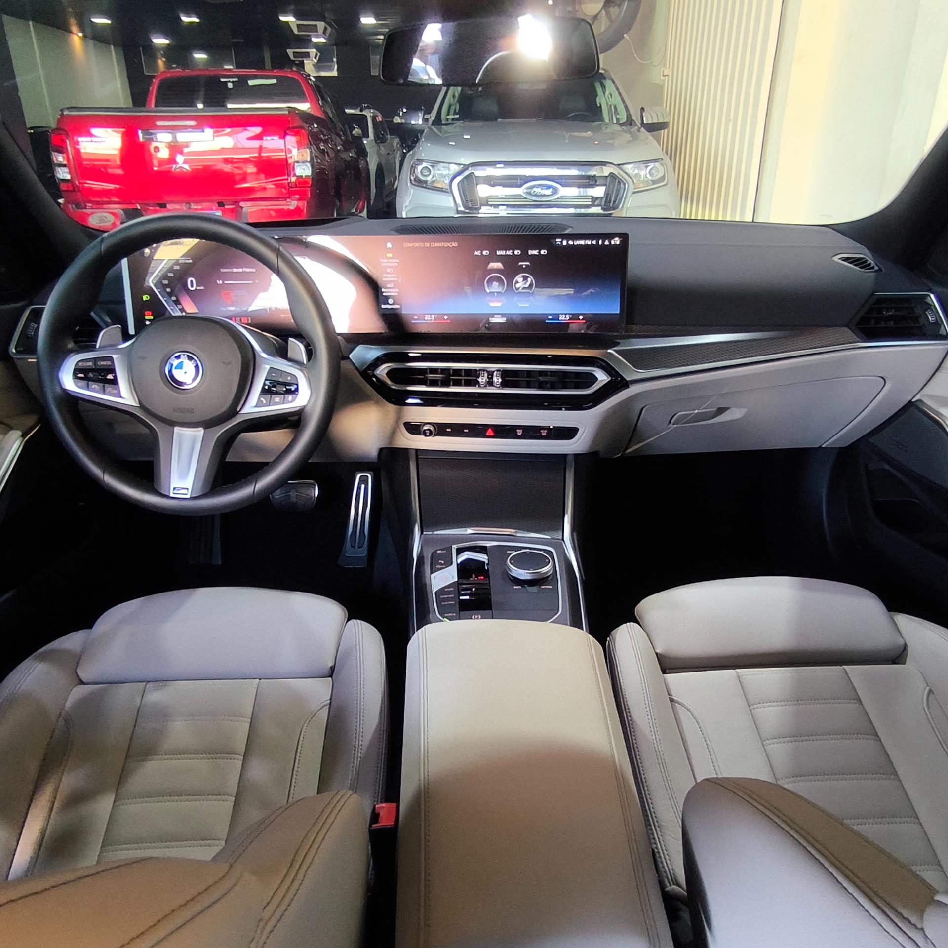 320I M Sport Flex — foto 11