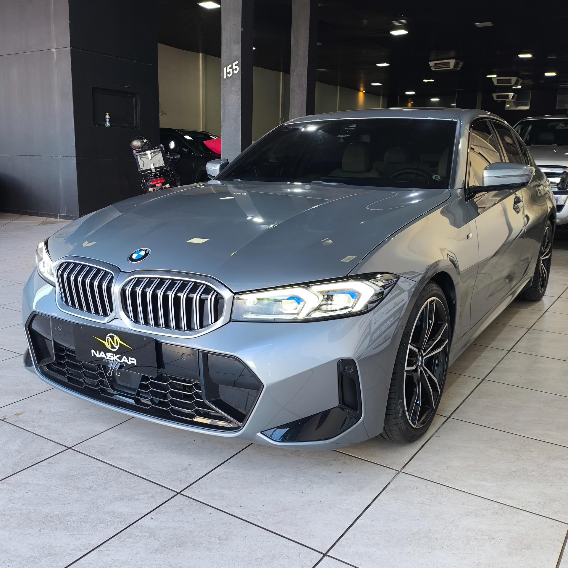 320I M Sport Flex — foto 3