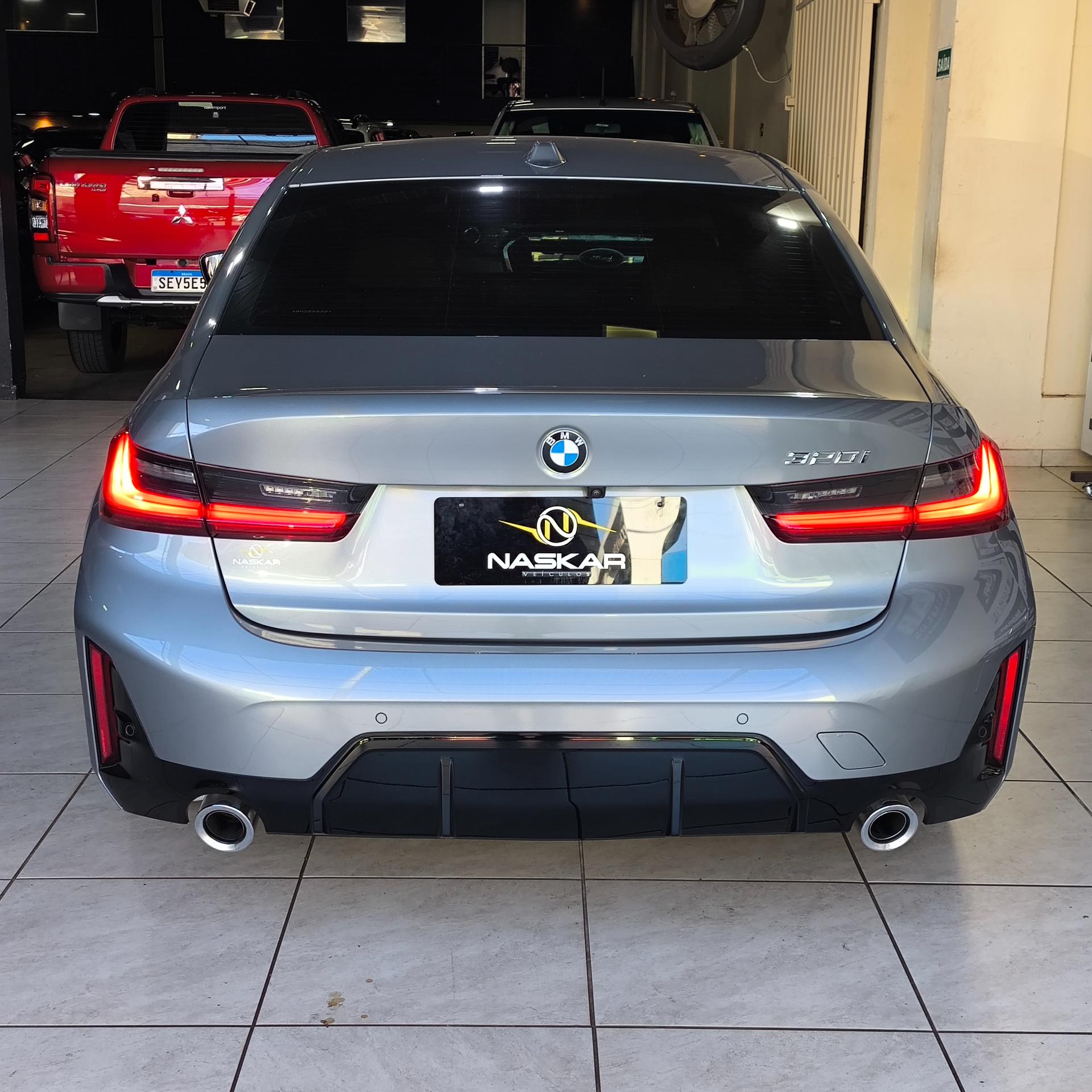 320I M Sport Flex — foto 5