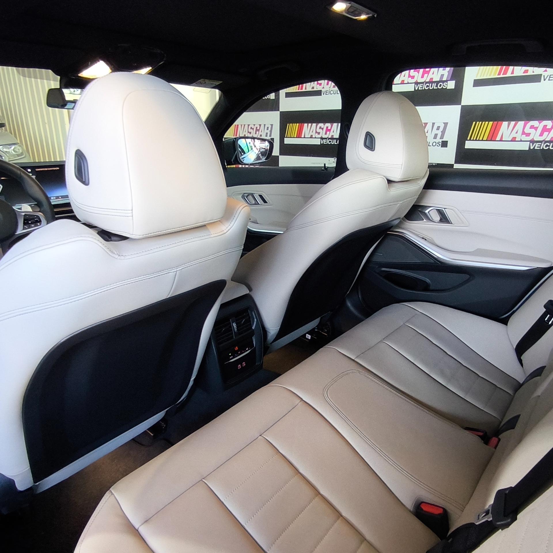 320I M Sport Flex — foto 8