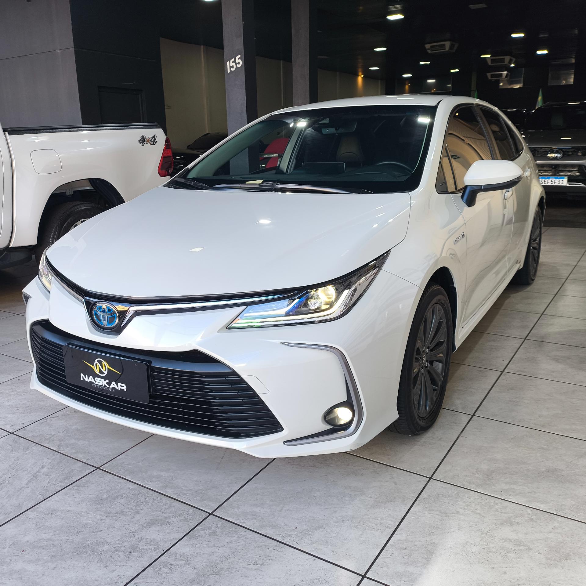 COROLLA Altis Hv — foto 3