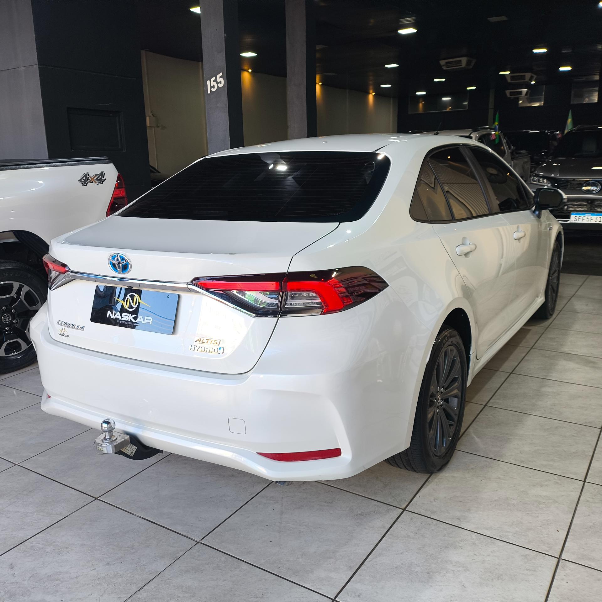 COROLLA Altis Hv — foto 6