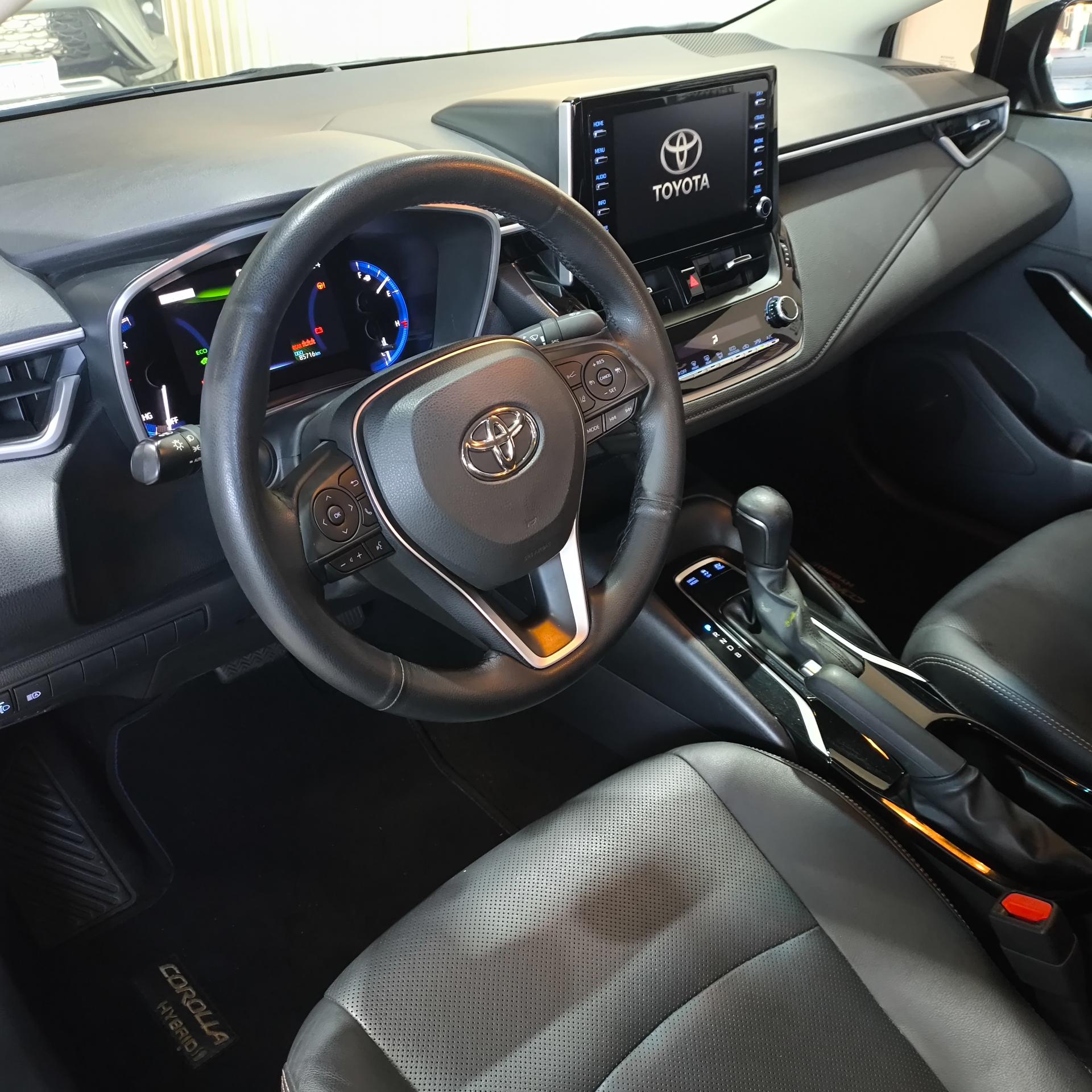 COROLLA Altis Hv — foto 9