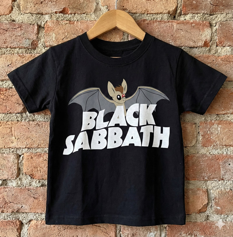 Camiseta Infantil Rock Black Sabbath morcego - preto